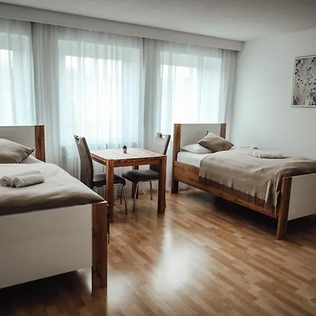 Mit 3 Schlafzimmern Appartement *
