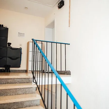 Appartement Mit 3 Schlafzimmern *