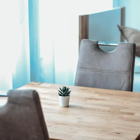 Appartement Mit 3 Schlafzimmern *