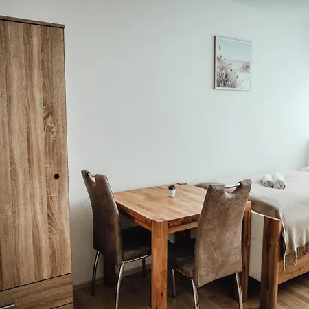 Mit 3 Schlafzimmern Appartement *